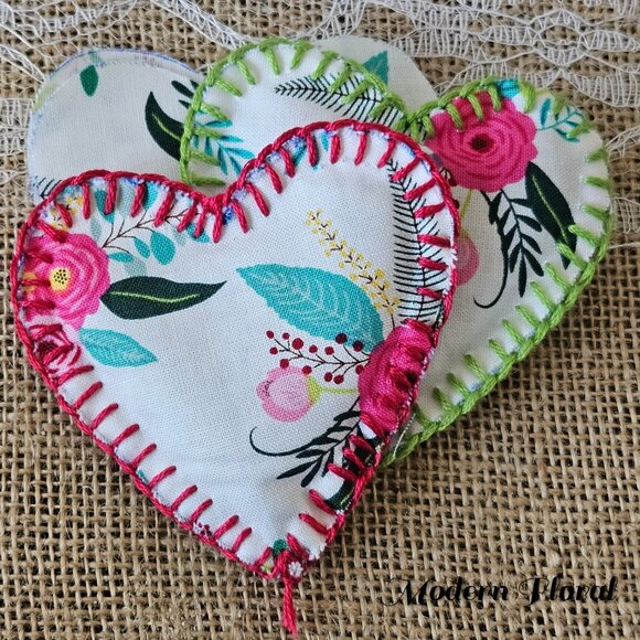 Goody Bag Handsewn Lavender Sachets - Picture 3 of 13